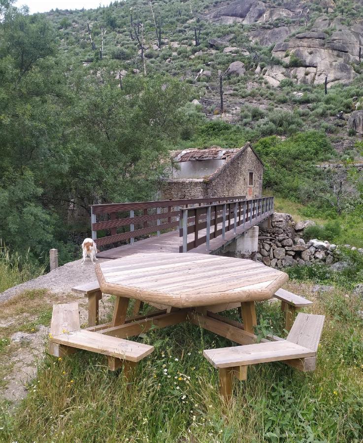 Abrigo Do Cabecinho - Serra Da Estrela Cortes do Meio Luaran gambar